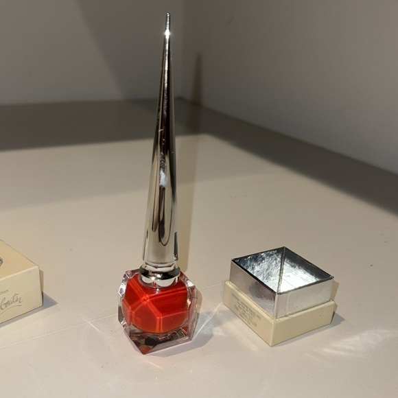 Christian Louboutin Red Nail Polish
Unopened - Picture 4 of 5